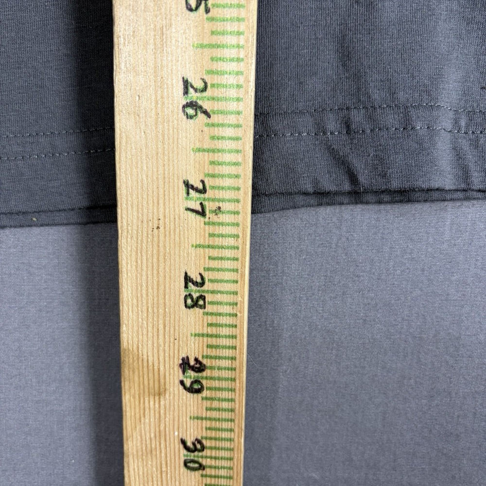 Chubbies Shirt Mens Medium Sky's Out Thighs Out Graphic Pocket Tee Adult - Picture 4 of 6